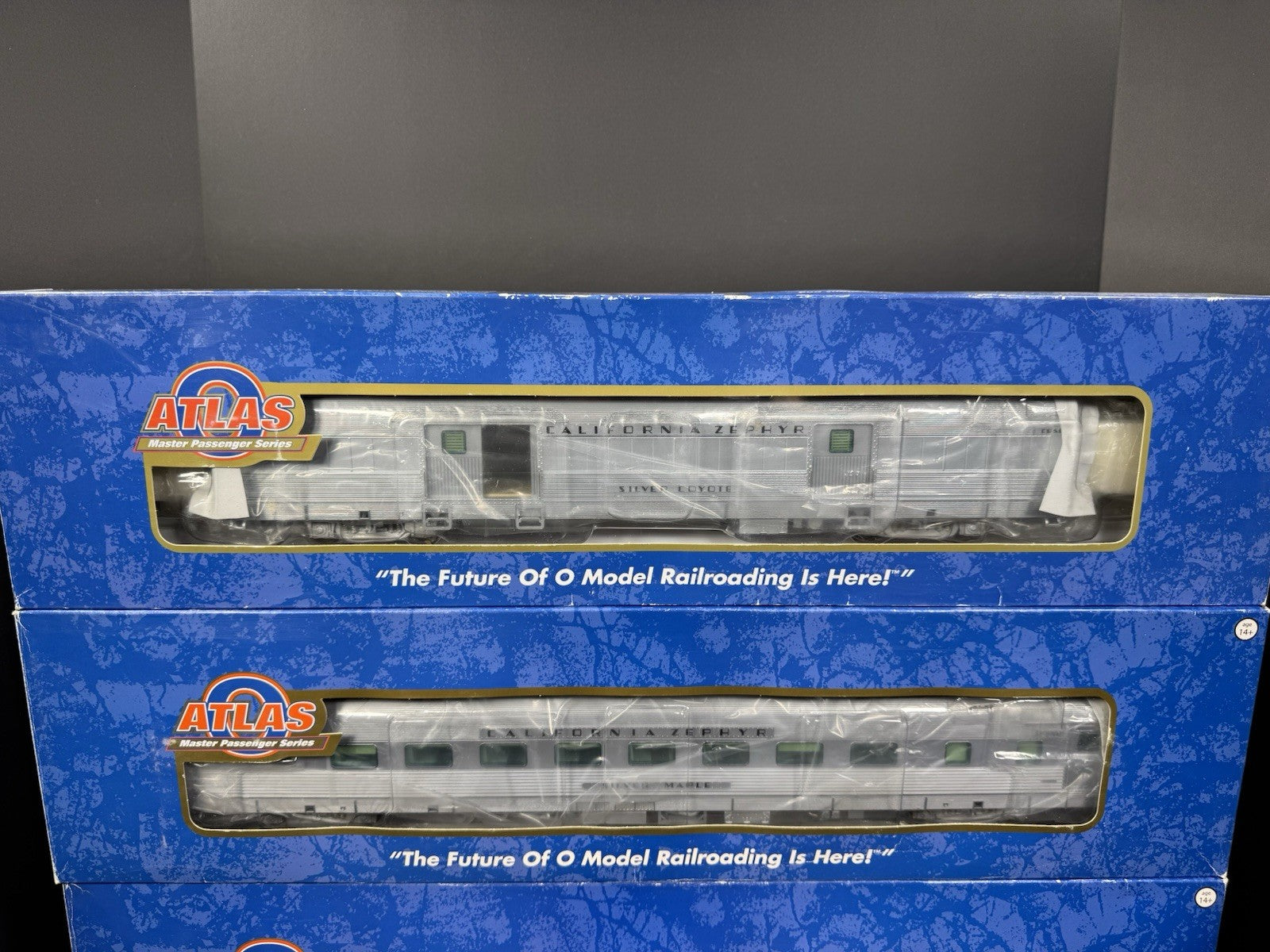 Atlas O 2-rail CB&Q California Zephyr 21" passenger 8-car set LNIB15