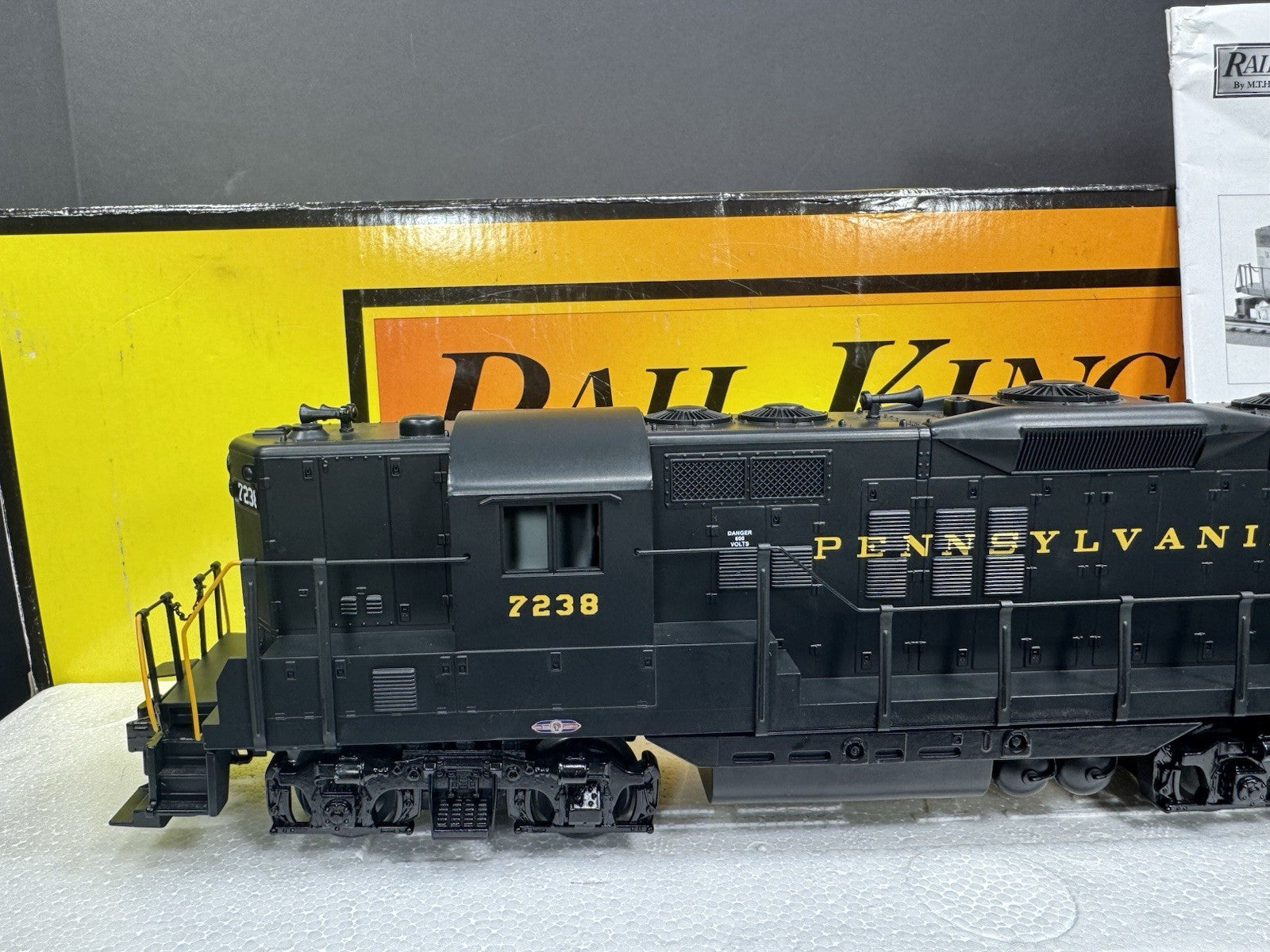 45861184