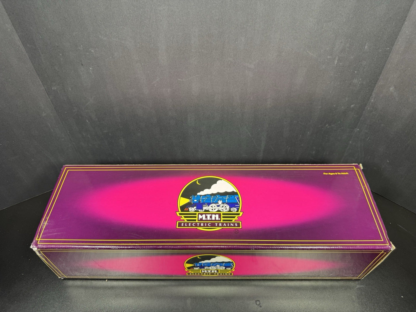MTH 20-6772 Milwaukee Road 70' full-length vista dome passenger car LNIB10
