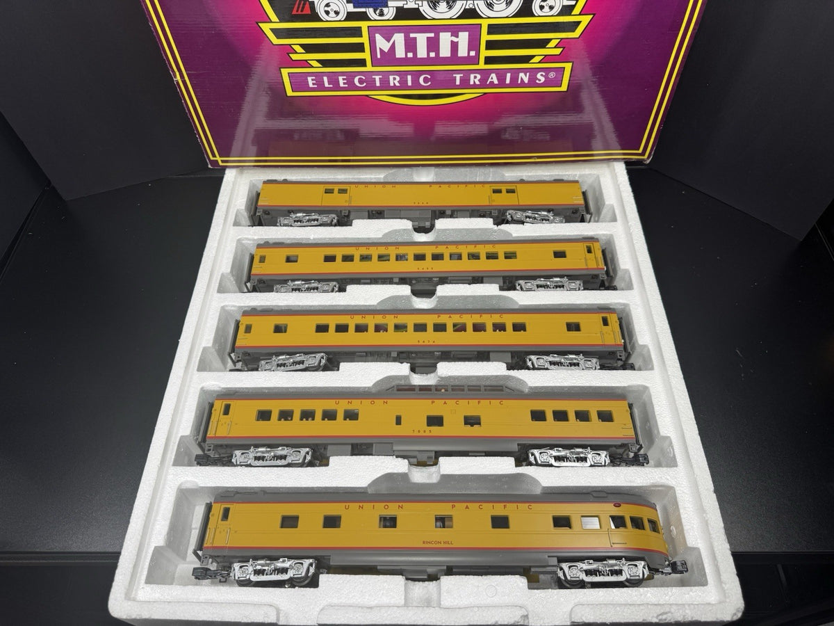 MTH 20-65186 Union Pacific UP 70' streamlined passenger 5-car set LNIB0