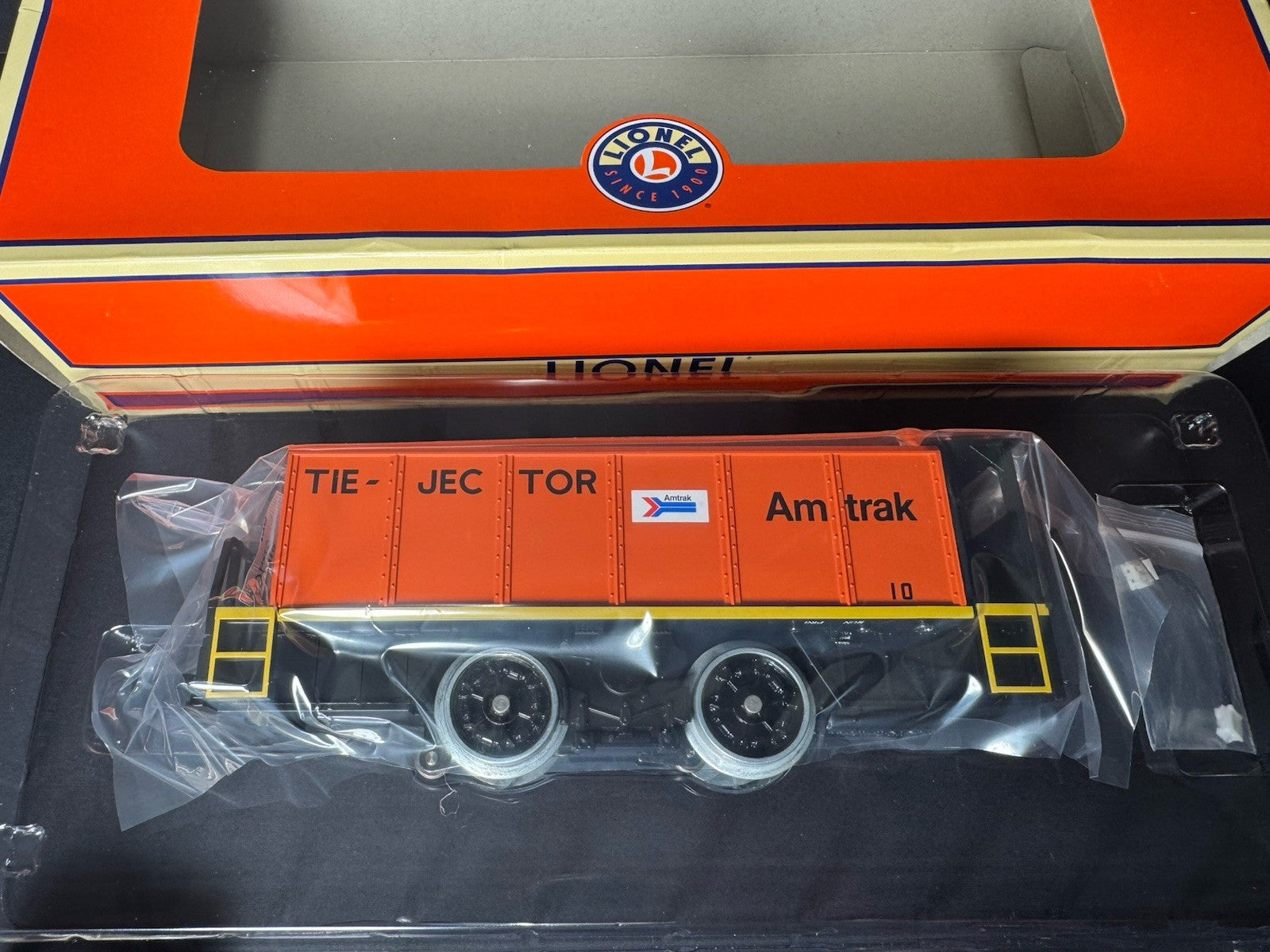 Lionel  6-81448 Amtrak command control tie-jector motorized unit LNIB2