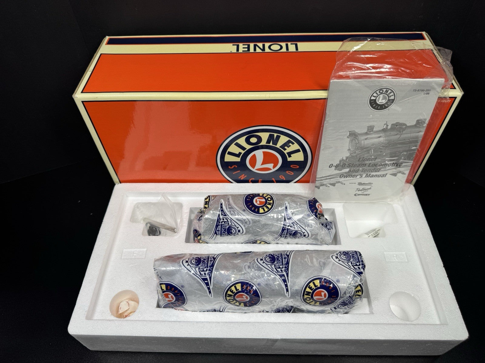 Lionel 6-28701 TMCC Northern Pacific NP 0-8-0 steam switcher engine #1178 LNIB11