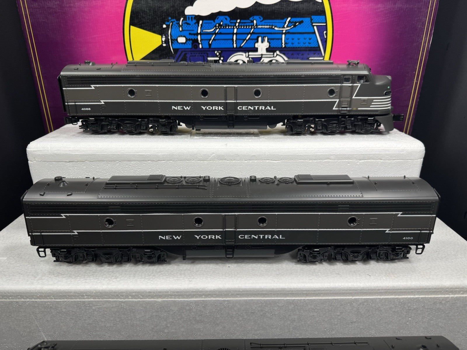 MTH 20-2317-1 New York Central NYC E-8 diesel engine ABA set PS2 BCR LNIB9