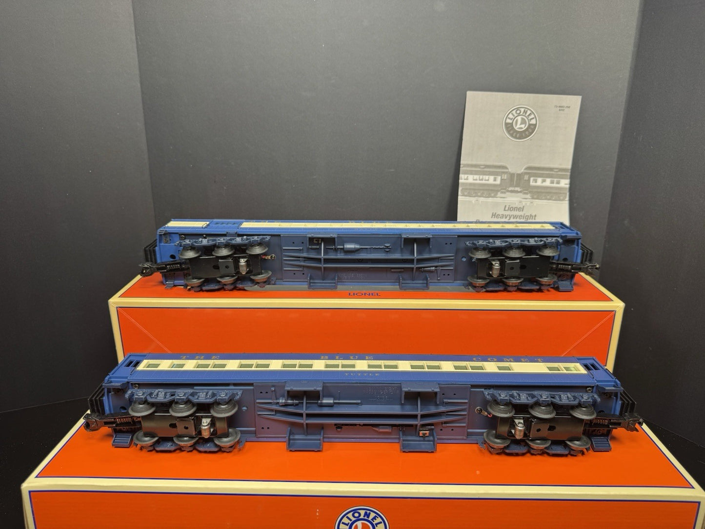 Lionel 6-39082 CNJ Blue Comet 18" heavyweight passenger car 2-pack EX10