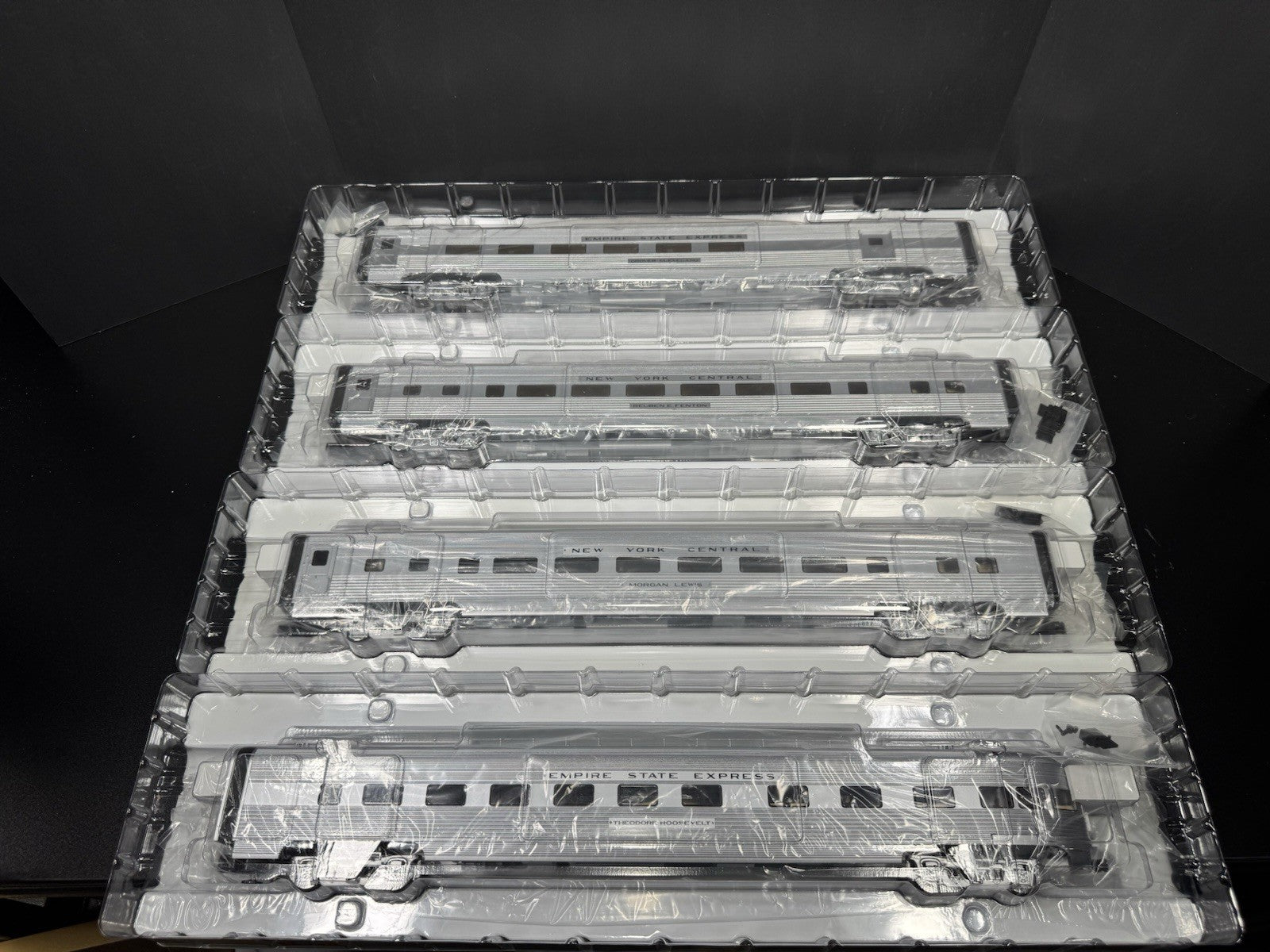Lionel LEGACY 6-82528 NYC Empire State Express steam passenger set #5426 LNIB17