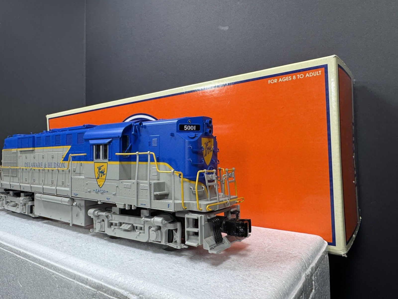 Lionel 6-18596 TMCC Delaware & Hudson D&H RS-11 diesel engine #501 EX1