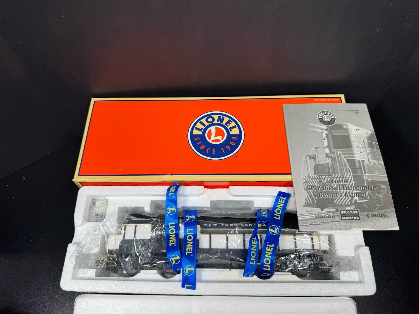 Lionel LEGACY 6-28561 New York Central NYC GP-7 diesel engine #5628 LNIB13