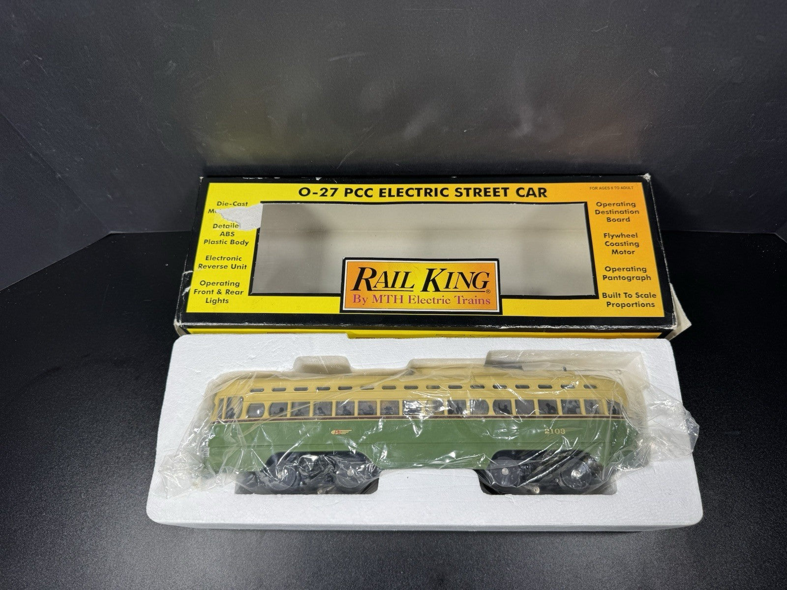 MTH RailKing 30-2532-1 SEPTA PCC electric street car #2103 PS2 BCR EX10