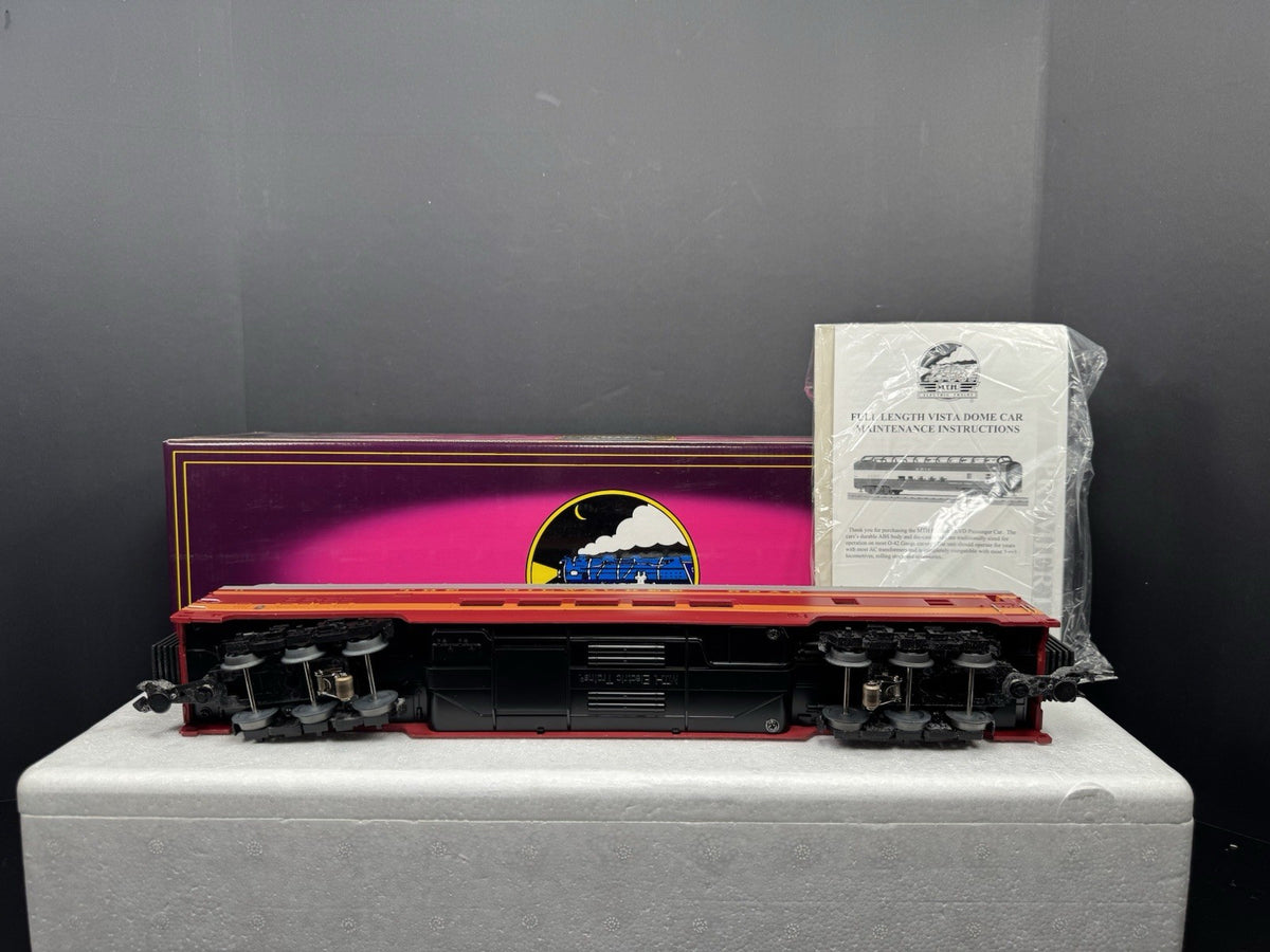 MTH 20-6752 Milwaukee Road 70' full-length vista dome passenger car #53 EX10