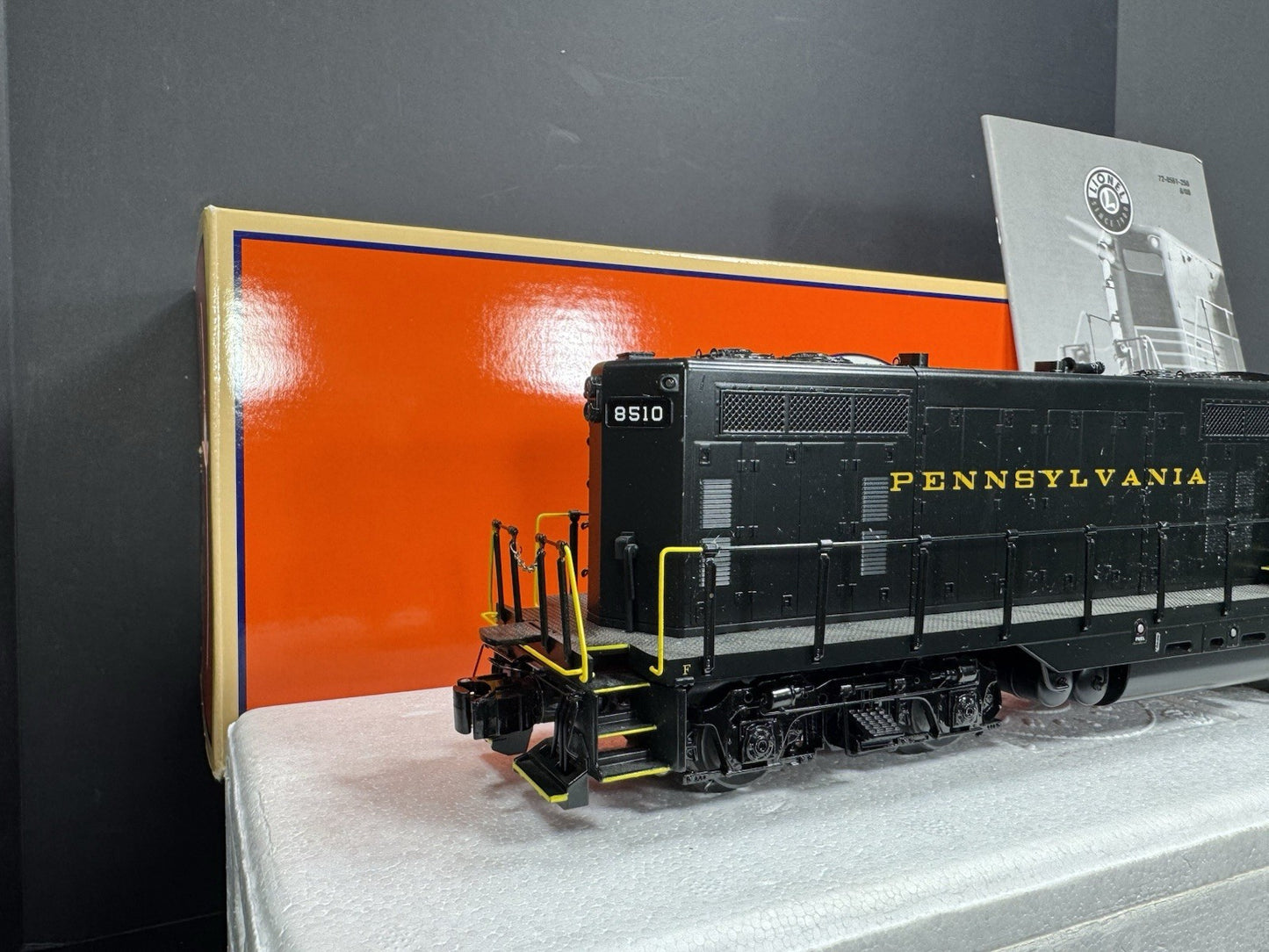 Lionel LEGACY 6-28587 Pennsylvania PR GP-7 diesel engine #8510 EX6