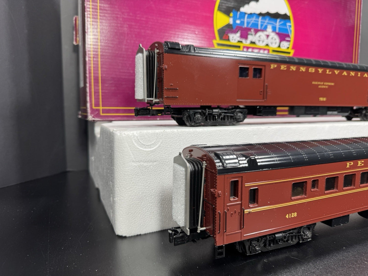 MTH 2064097 Pennsylvania PRR 70' baggage coach passenger 2car set LNIB6