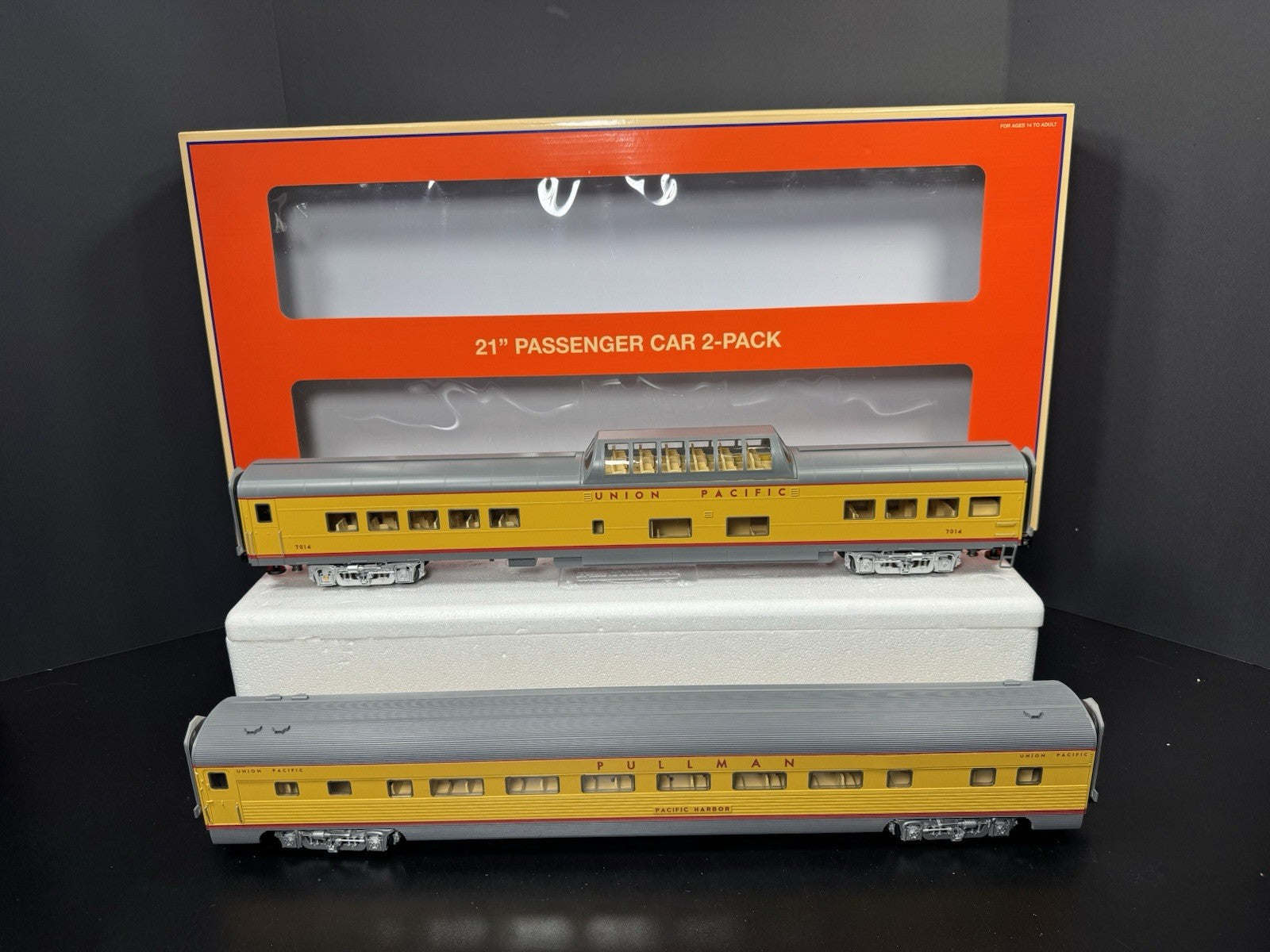 Lionel 1927070 Union Pacific UP 21" excursion 2-car expansion set LNIB5
