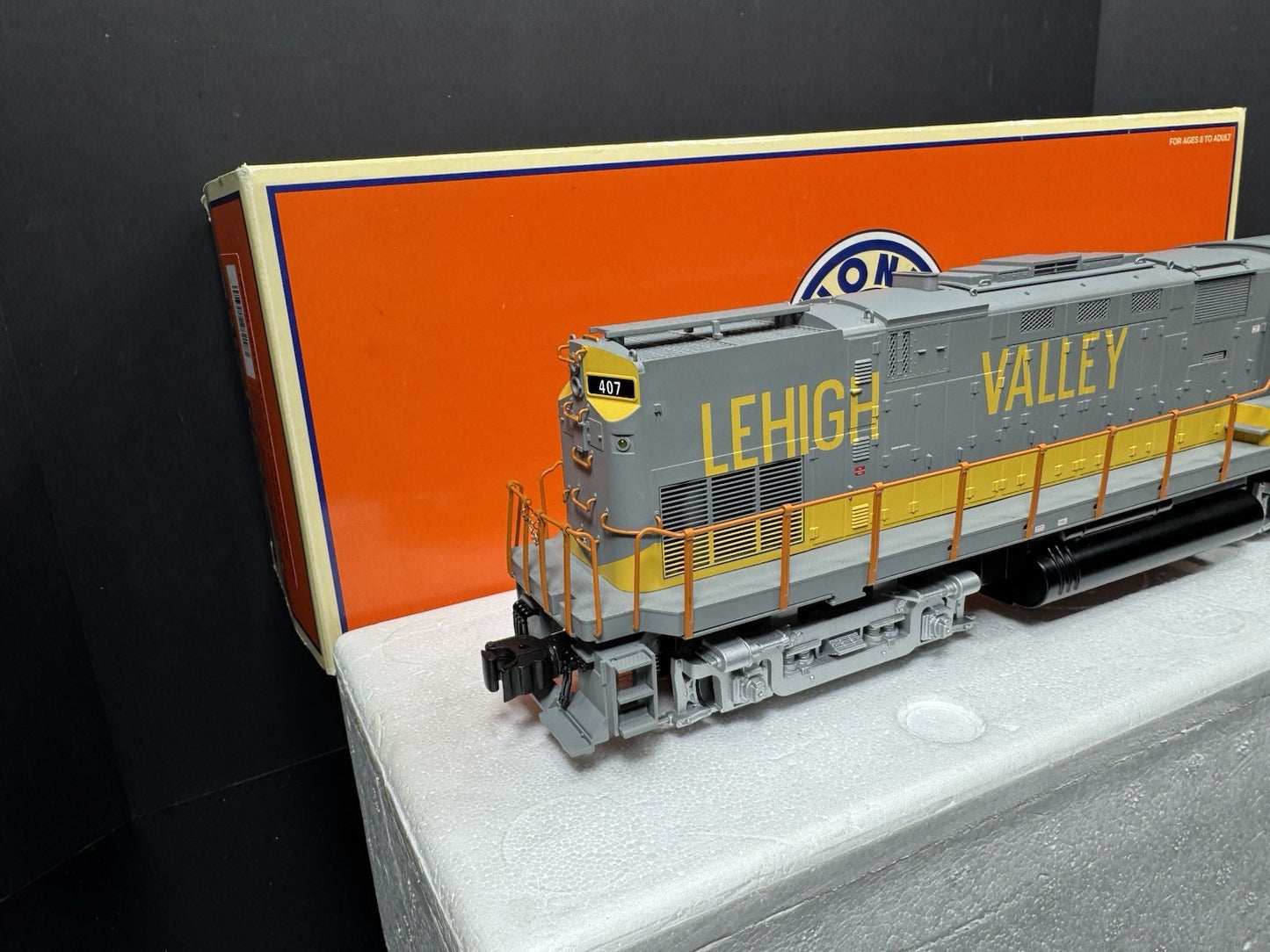 Lionel 6-28218 TMCC Lehigh Valley "Yellow Jacket" C-420 diesel engine #407 LNIB6