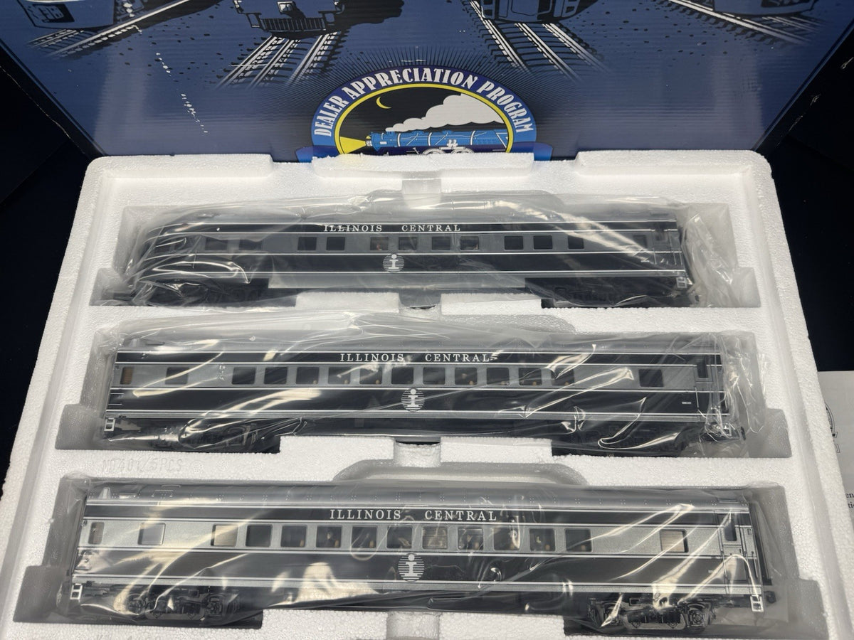 MTH 20-65153 DAP Illinois Central IC 70' streamlined passenger 5-car set LNIB1