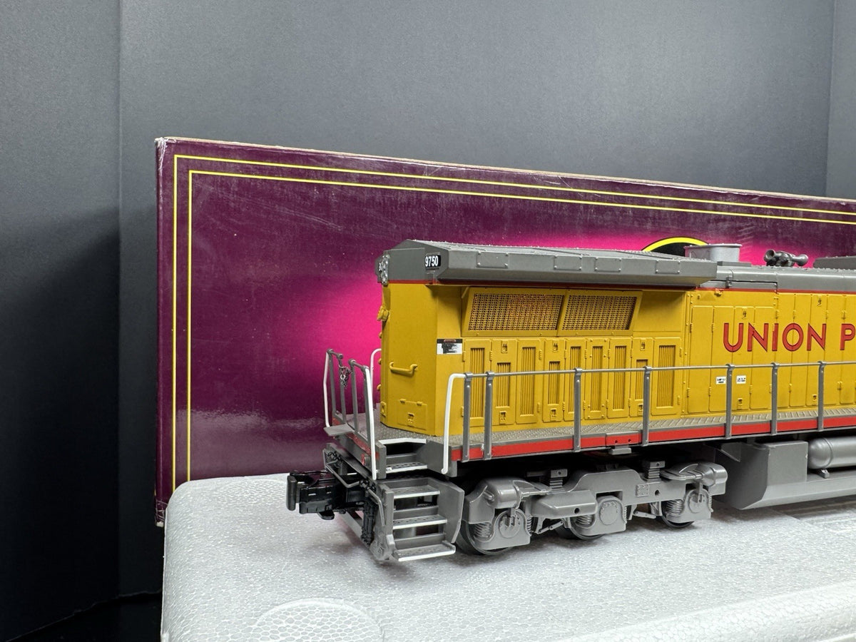MTH 20-2558-3 Union Paciifc UP Dash-9 nonpowered diesel engine #9750 LNIB6