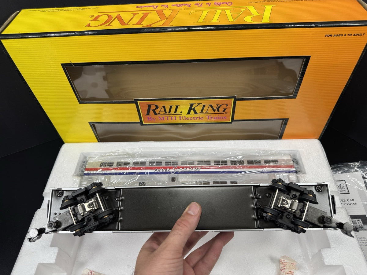 MTH RailKing 30-6501 Amtrak Superliner sleeper diner 2-pack #32013 #38026 LNIB2