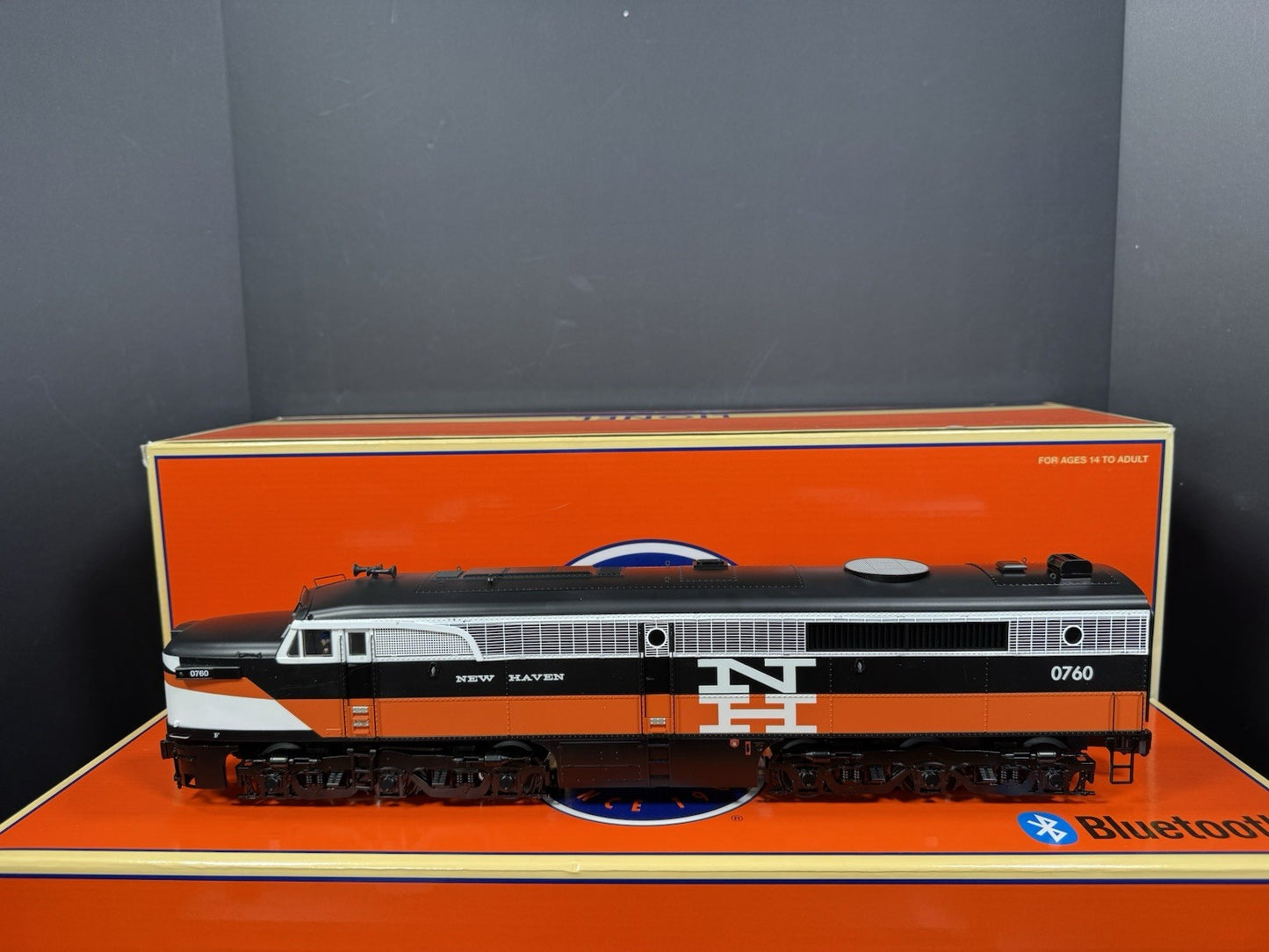 Lionel LEGACY 2133410 New Haven NH Alco PA diesel engine AA set LNIB2