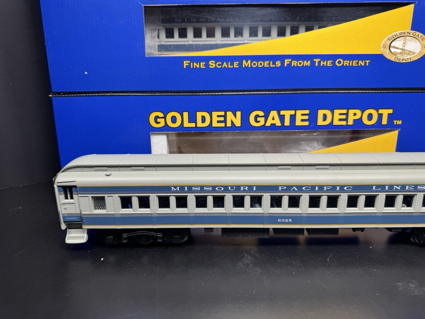 Golden Gate Depot GGD Missouri Pacific MoPac 80' passenger coach 4-car set LNIB3