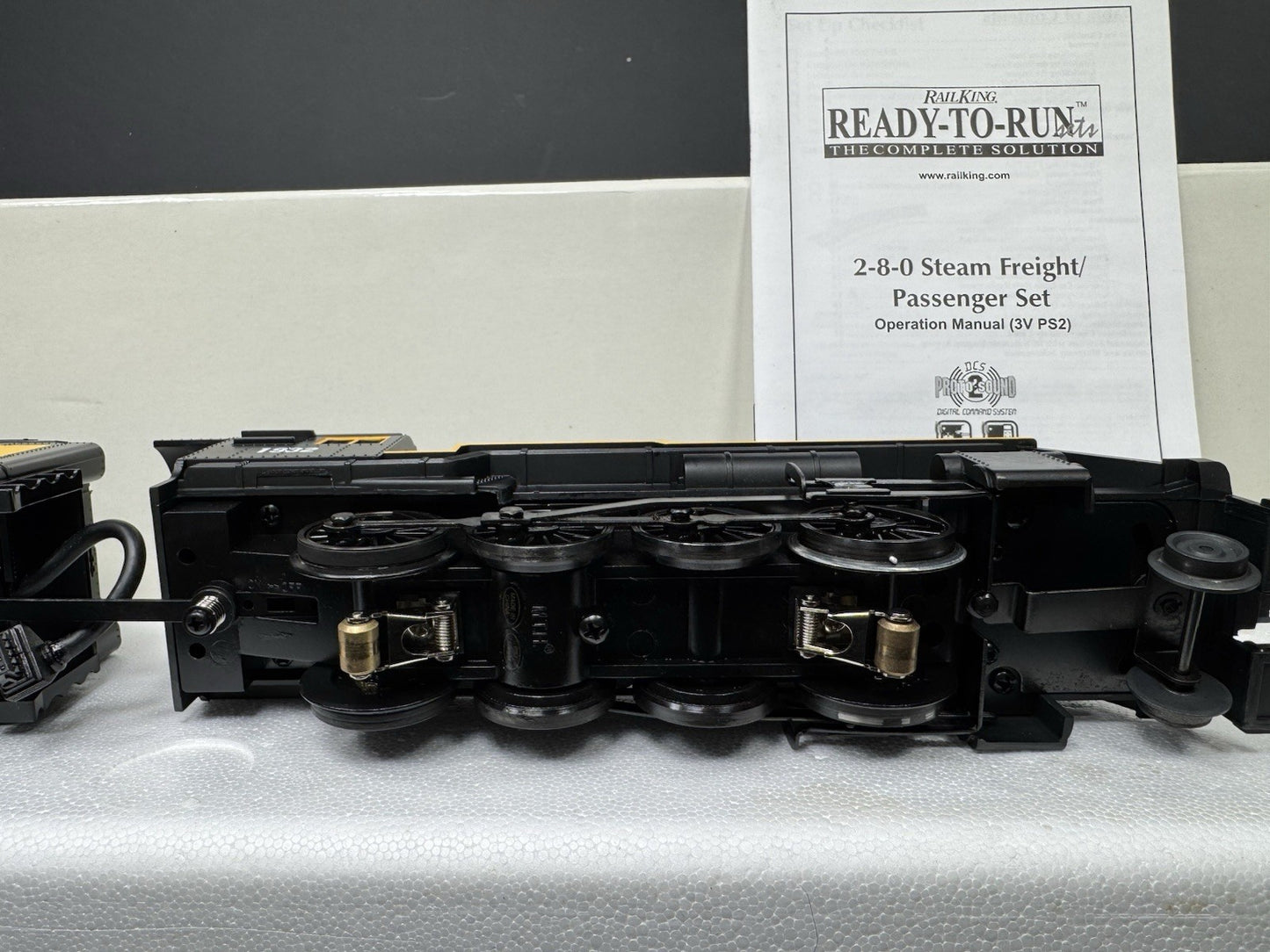 MTH RailKing 30-4180-1E Caterpillar CAT 2-8-0 steam engine #1932 PS2 BCR EX11