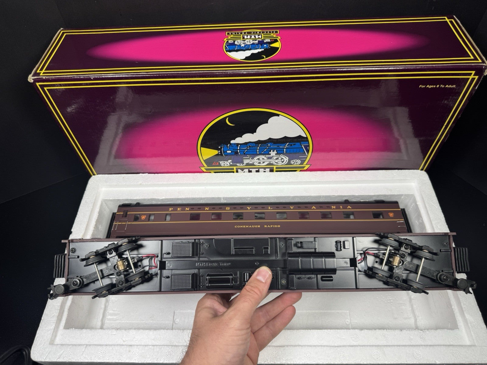 MTH 20-6657 Pennsylvania PRR 70' streamlined sleeper / diner 2-car set LNIB3