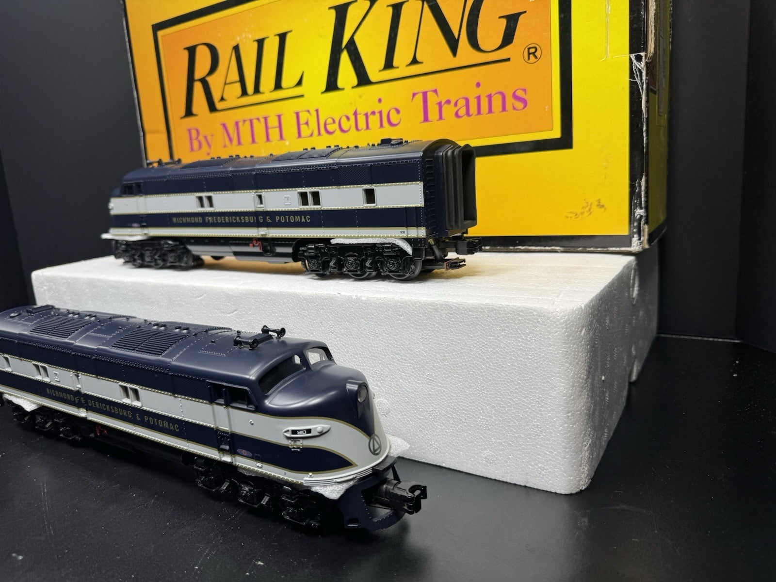MTH RailKing 30-2970-1 Richmond RF&P E-3 diesel engine AA set PS 2 BCR EX5