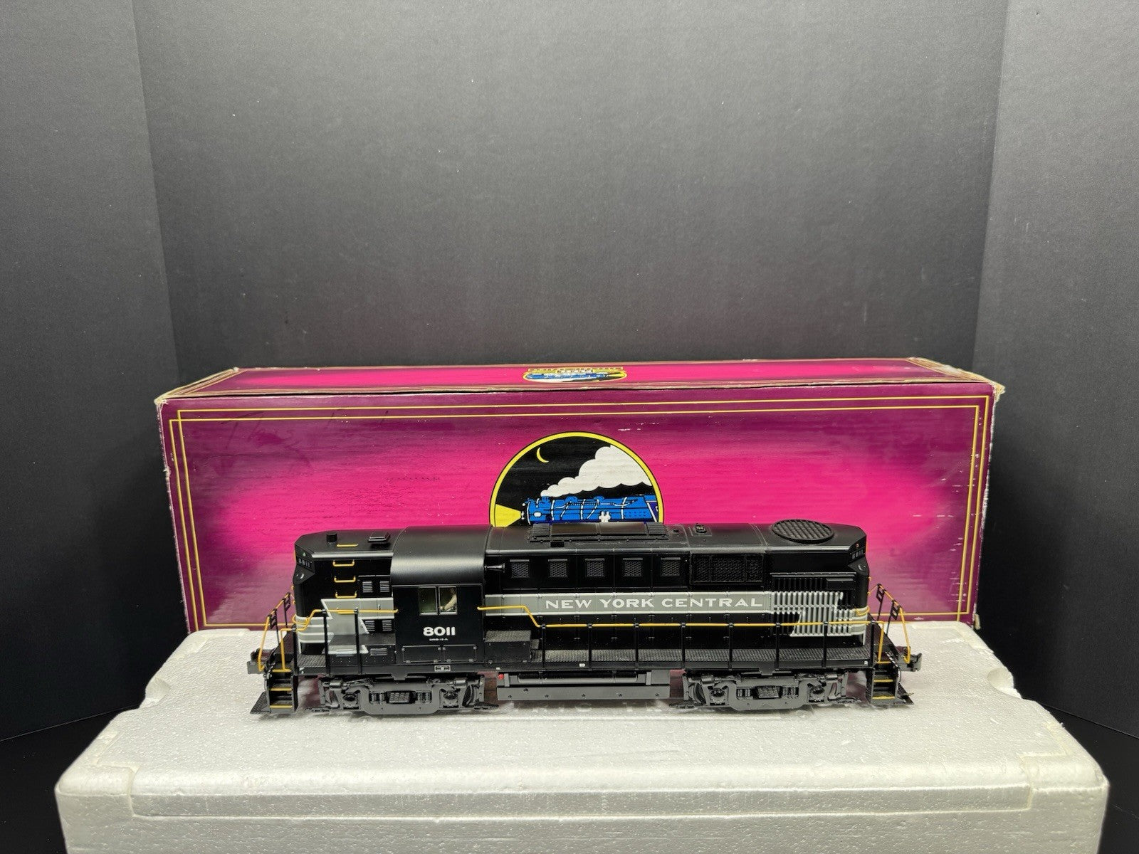 MTH 20-20213-1 New York Central NYC RS-11 high hood diesel engine #8011 PS3 EX0