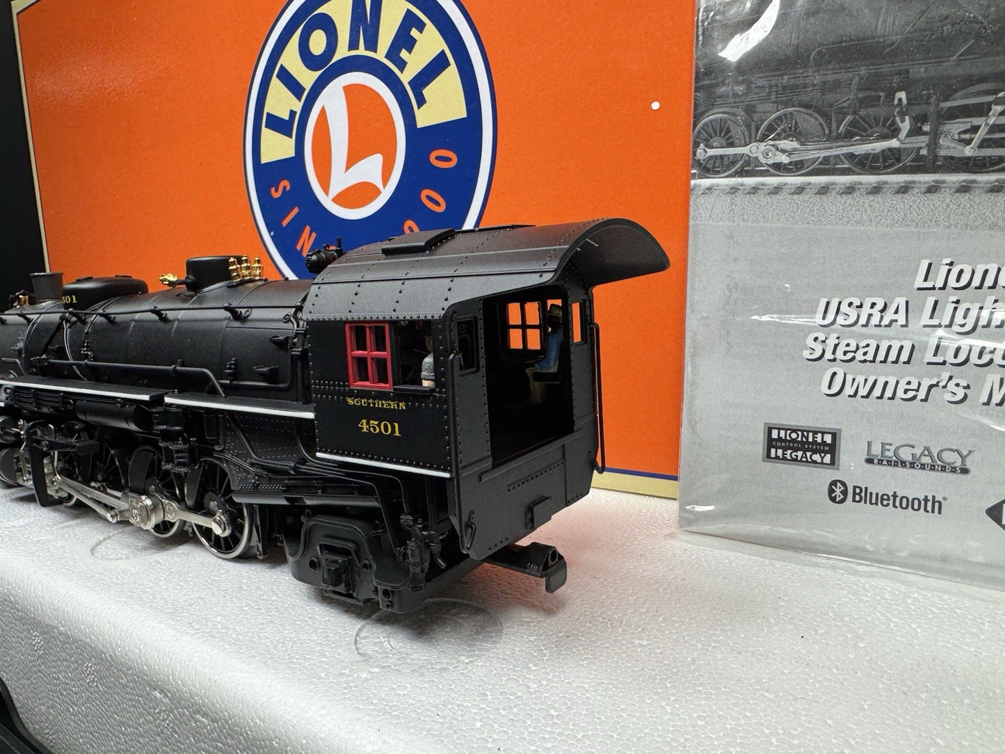Lionel LEGACY 2131370 Southern USRA Light Mikado 2-8-2 steam engine #4501 LNIB3