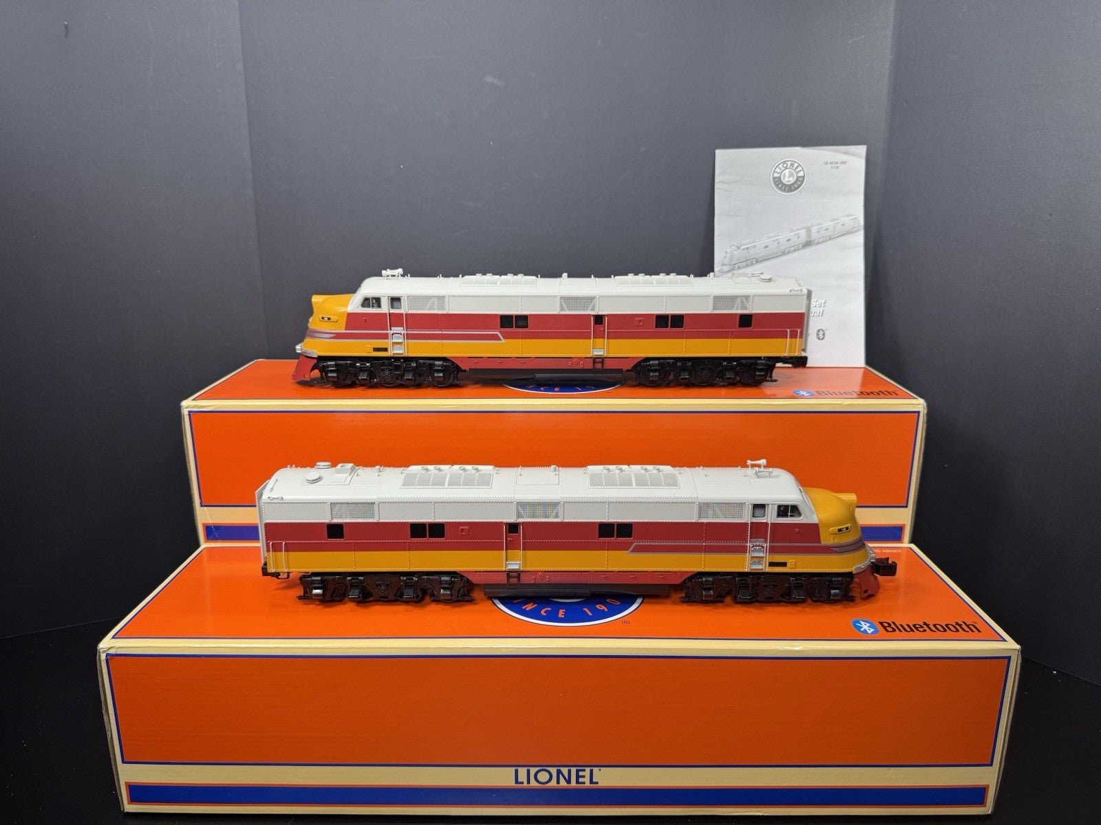 Lionel LEGACY 6-84659 Milwaukee Road E6 diesel engine AA set #15A #15B LNIB0