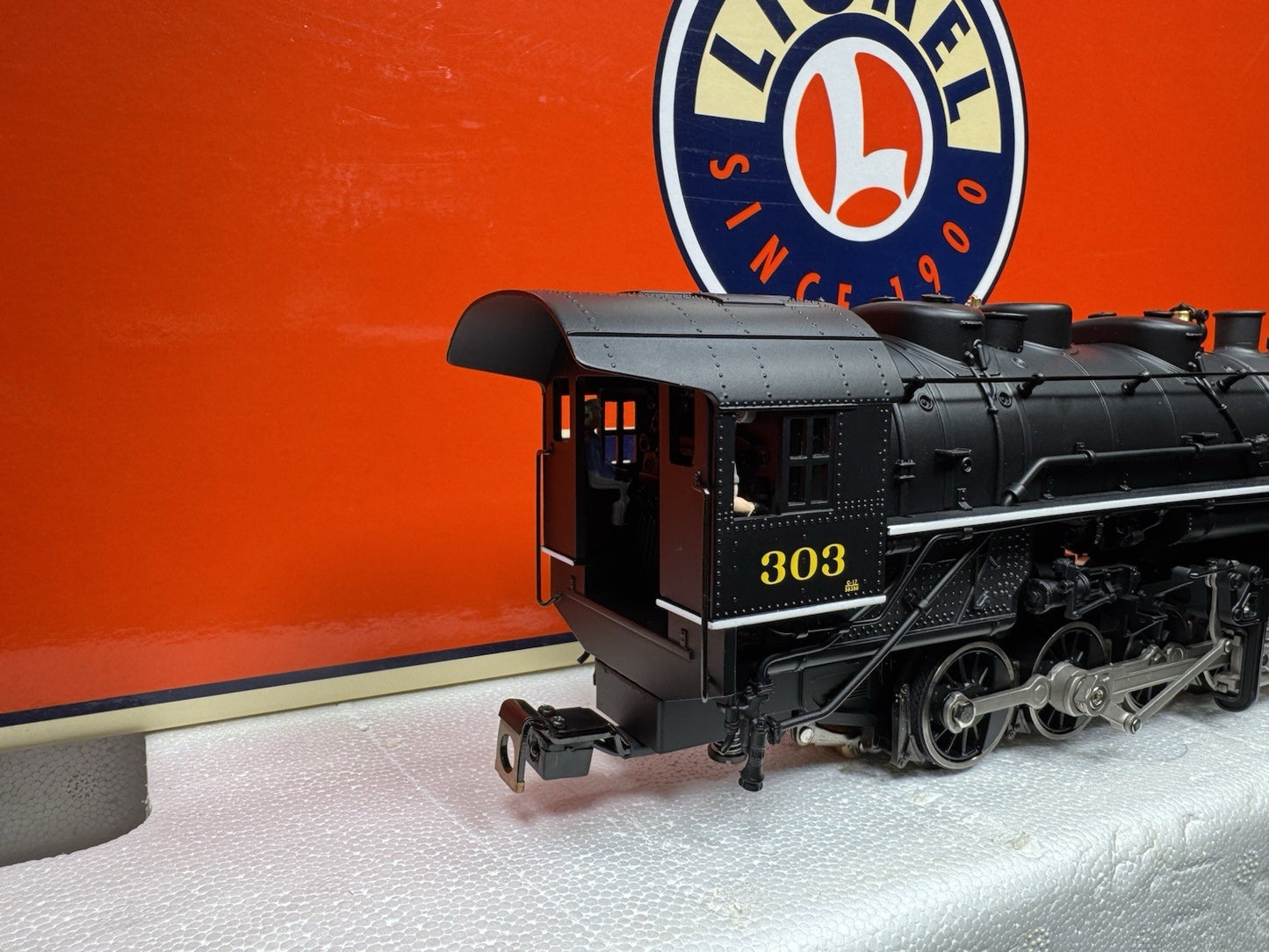 Lionel 6-38048 TMCC Nickel Plate Road NKP USRA 0-8-0 steam engine #303 LNIB6