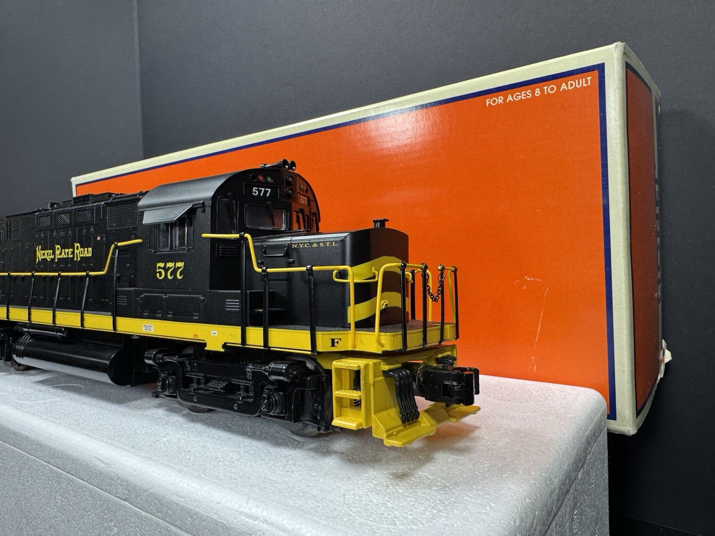 Lionel 6-18587 TMCC Nickel Plate Road NKP C-420 diesel engine #577 LNIB9