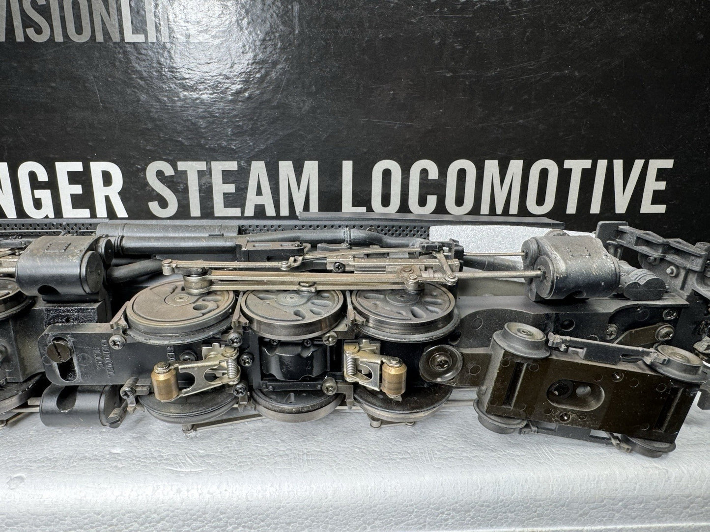 Lionel VISIONLINE 6-11220 Union Pacific 4-6-6-4 Challenger steam engine #3989 LN13