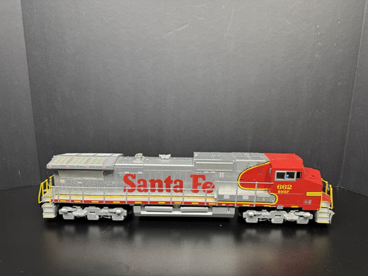 Lionel LEGACY 1933222 BNSF ATSF patch C44-9W diesel engine #662 EX0