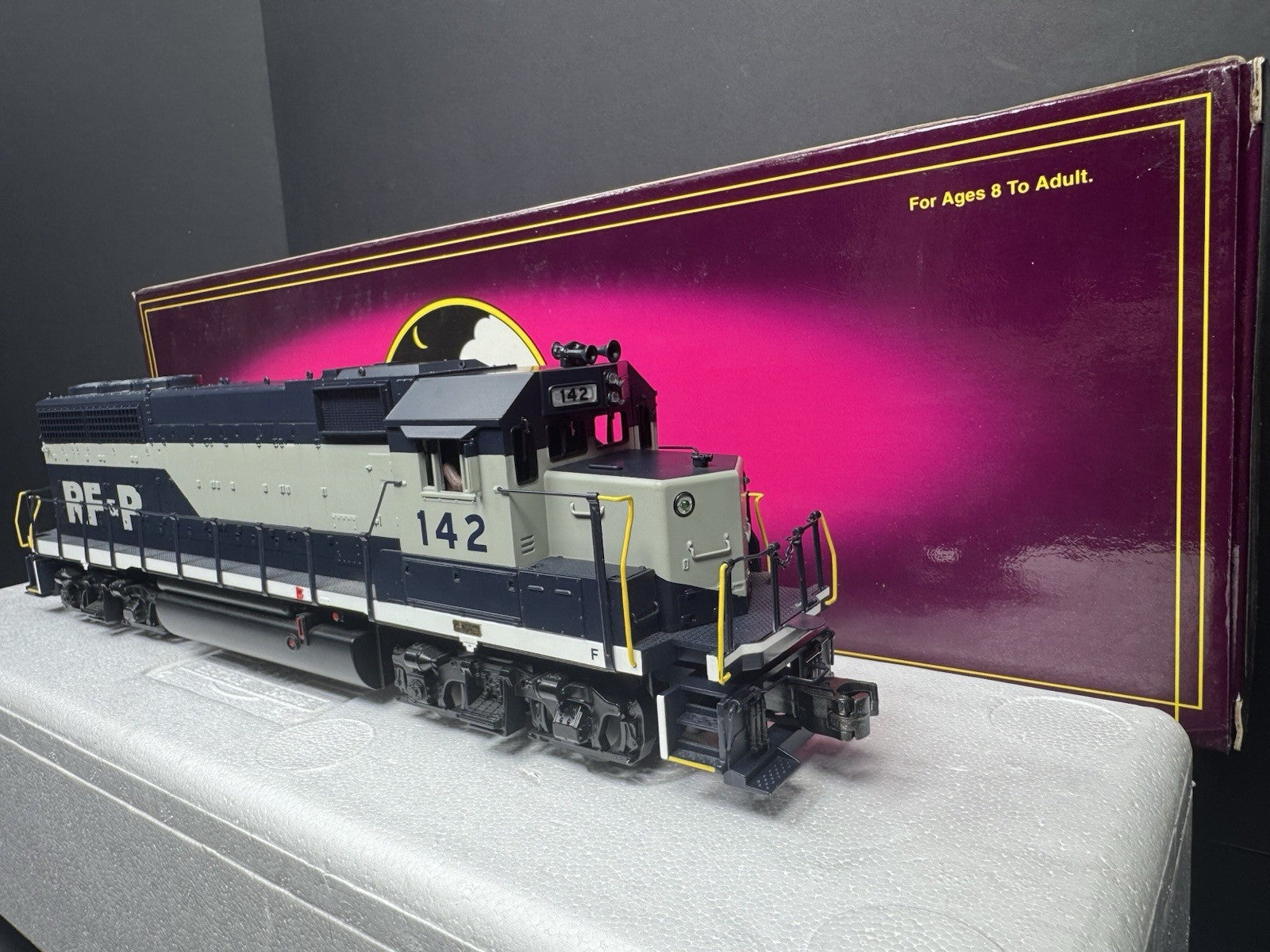 MTH 20-2425-3 Richmond RF&P GP-40 nonpowered diesel engine #142 LNIB9