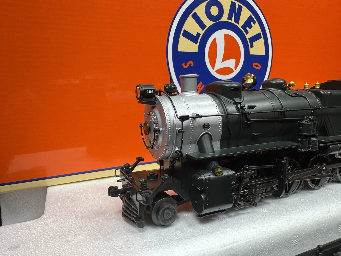 Lionel LEGACY 6-84950 Long Island H-10 steam engine #109 LNIB1